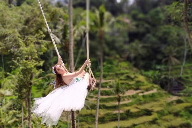 2-Day Experience Bali: Most Popular Tour - Day two: royal temples, cool hills, and Lake Beratan