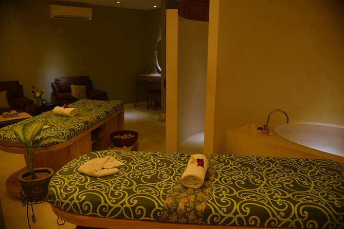 2-Hour Aromatherapy Massage in Bali - Arriving at Lluvia Spa on Sunset Road