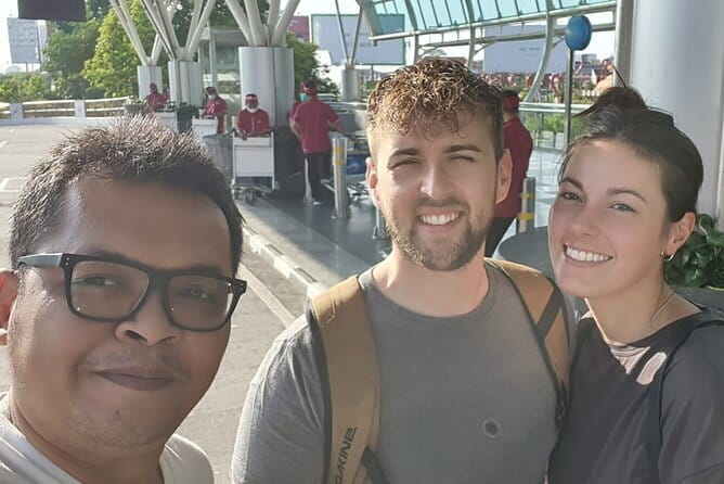 Airport Transfer Check in OR Check out Seminyak Area - From Bali Airport to your Seminyak address