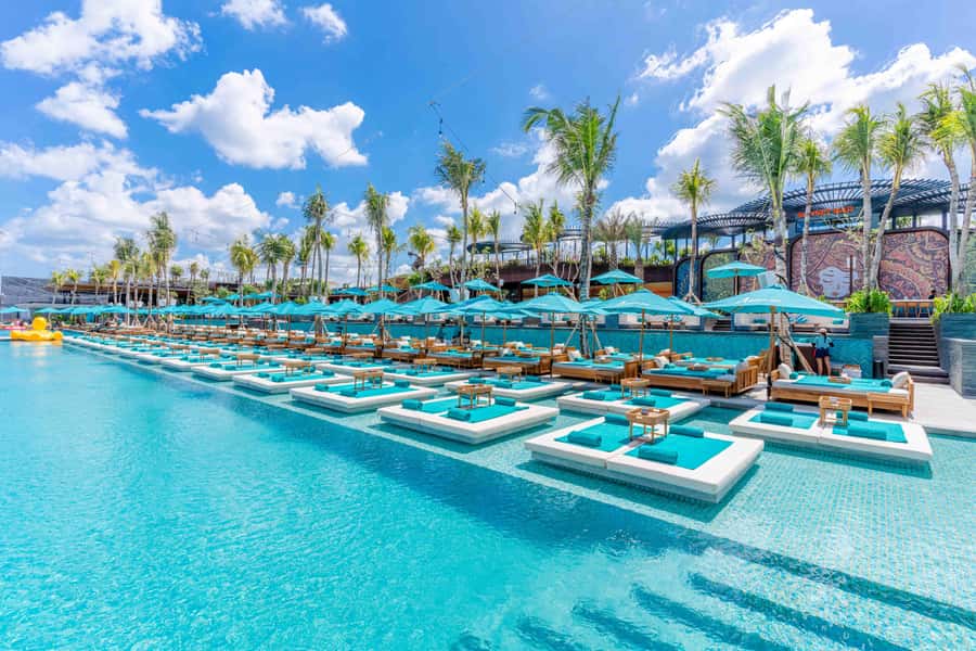 Atlas Beach Club Bali: DayBed/Sofa Booking with F&B Credit - Should you book this daybed experience?