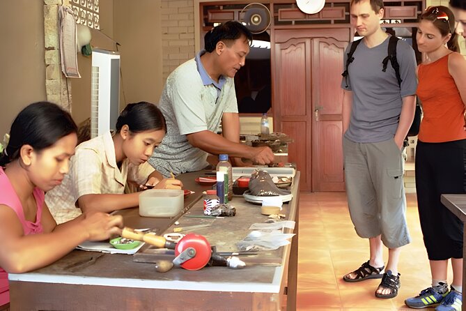 Ayung River Rafting and Shopping Tour Packages - Ubud painting for one hour