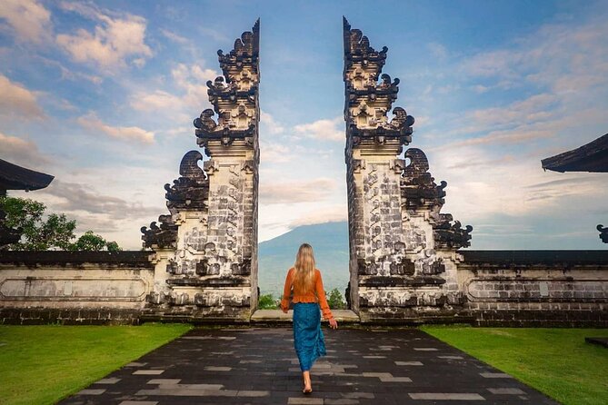 Bali 3 Days Private Tour-Bali Highlight - Day three: Lake Bratan, Jatiluwih, and Tanah Lot