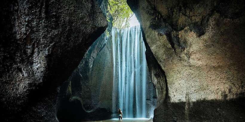 Bali: 3 Waterfalls and Tegalalang Rice Terrace Private Tour - Kanto Lampo begins the waterfall circuit
