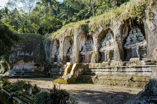 Bali Adventure Tour: Hidden Canyon, Tegenungan Waterfall, Goa Gajah temple - What to pack for this Bali adventure