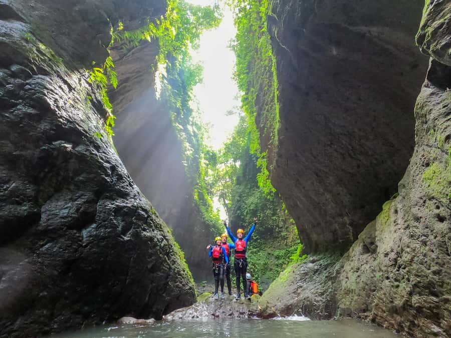 Bali: Aling Canyon Canyoning Tour - Jumps at Kroya, Kembar, and Pucuk waterfalls