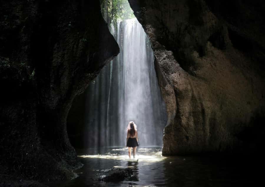 Bali: All-Inclusive Combo Adventure Ticket with Transfer - Tubing, snorkeling, and parasailing