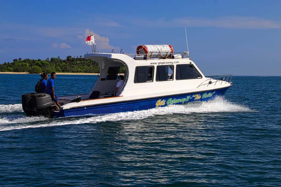 Bali and Trawangan: Fastboat with Optional Bali Transfer - Choosing between the inside cabin and upper deck