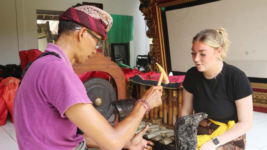 Bali : Balinese Dance Class for All Levels led by instructor - Names, teaching style, and what to expect