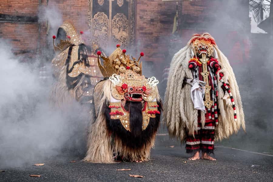 Bali: Barong Dance Show, Ricefields Tegallalang & Waterfall - Why the Barong performance is the right opening