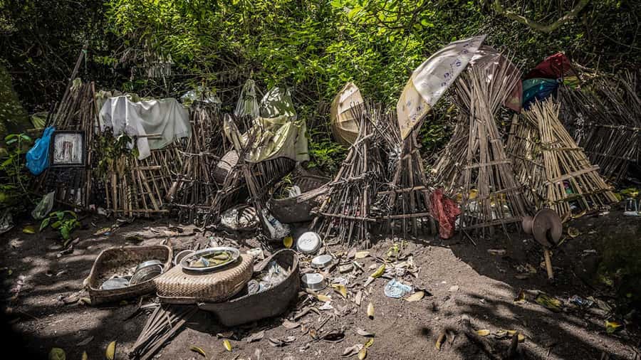 Bali/Batur: Mystical & Burial Rituals Tour with Kehen Temple - Reaching Trunyan by boat