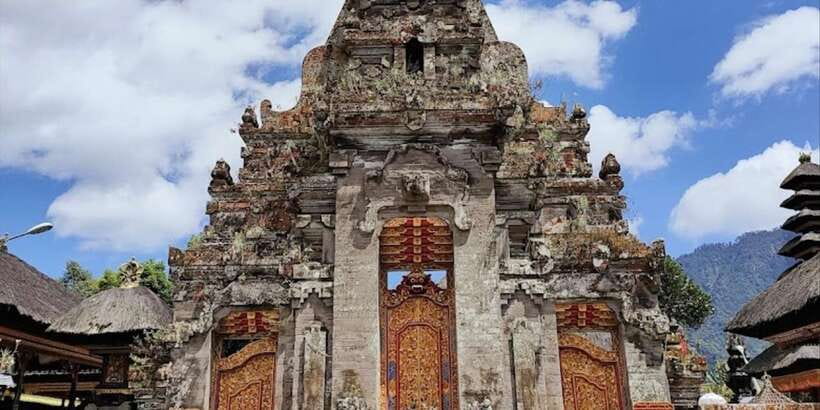 Bali: Bedugul, Jatiluwih, Taman ayun, Tanah lot private tour - Four very different sides of Bali in one day