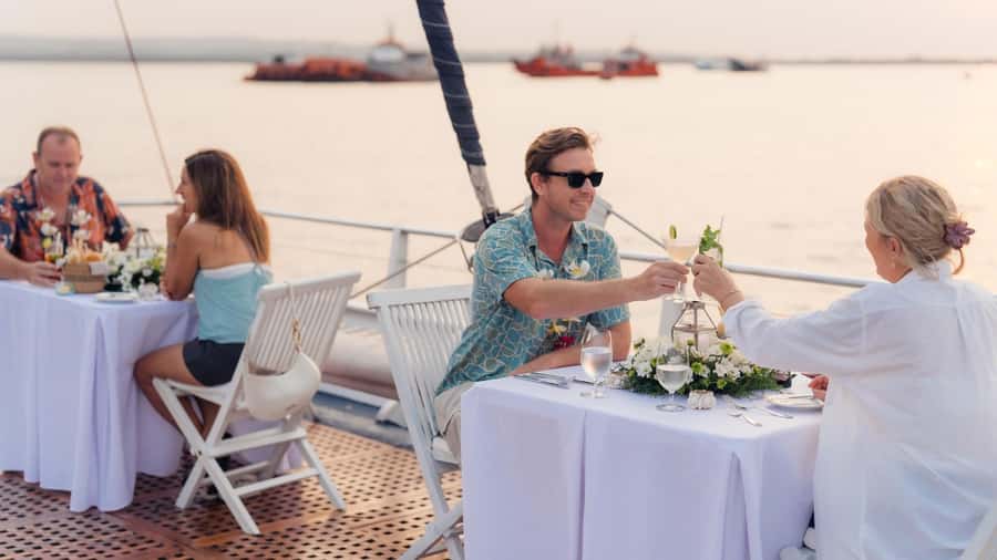 Bali/Benoa: 5-Course Romantic Evening Cruise With Live Music - From Benoa Harbor to the Nusa Dua coast