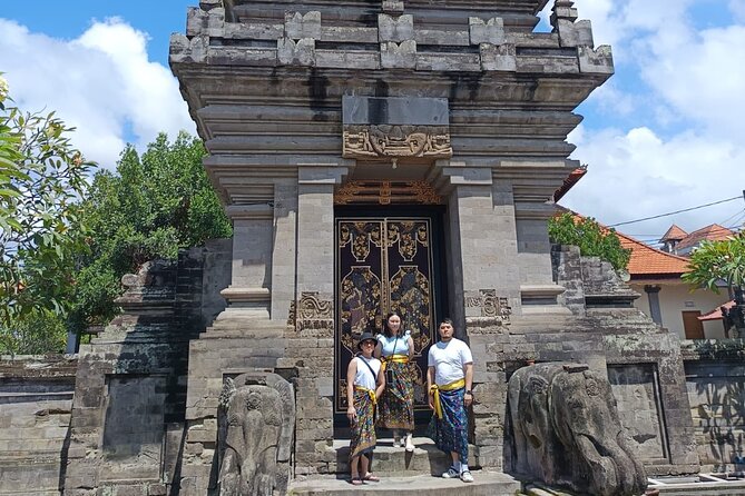 Bali Benoa Shore Excursion for cruise's passenger - All Inclusive - Batuan Temple: Begin With Bali’s Hindu Traditions