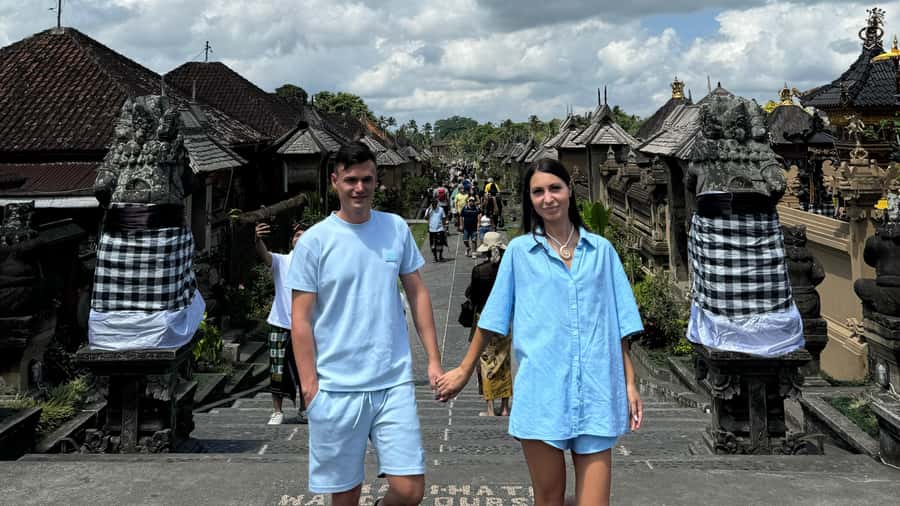 Bali: Besakih temple, Tukad Cepung waterfall, Penglipuran - Starting early for Besakih Mother Temple