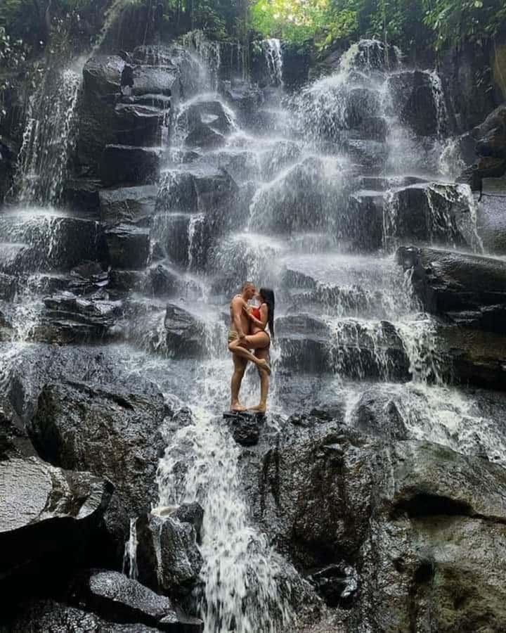Bali: Best of Ubud Waterfalls Tour - Tegenungan Waterfall: the big first stop