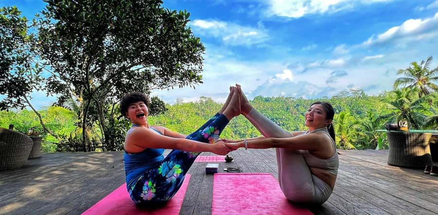 Bali Bliss: Yoga, Floating Breakfast and Rice terrace walk - Who will enjoy this Bali experience most