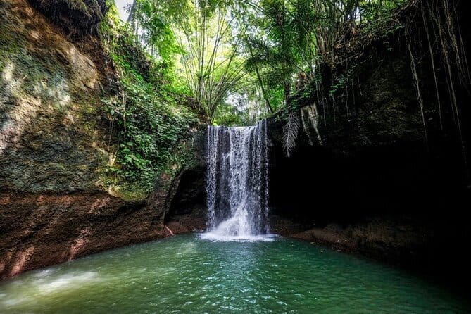 Bali Blue Lagoon Snorkeling and Waterfall Day Tour with Lunch - Tanjung Jepun: calmer water and a second reef