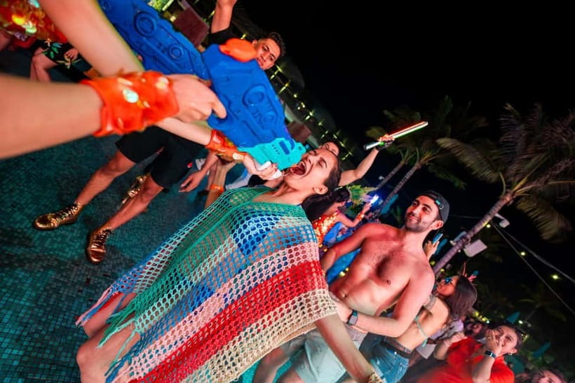 Bali/Canggu: Atlas Beach Club Celebrity Performance 2025 - Dress for a beach club, not a formal concert