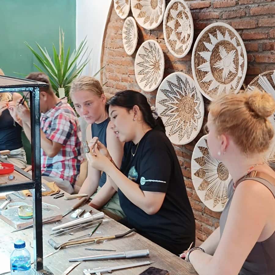 Bali: Canggu Jewelry Making Class with Creative Studio Vibes - Who Should Book This Canggu Jewelry Class?