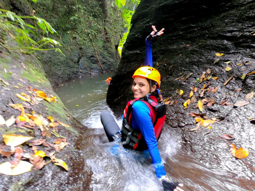 Bali: Canyoning Adventure in Sambangan Canyon - Abseiling and the 20-meter zipline