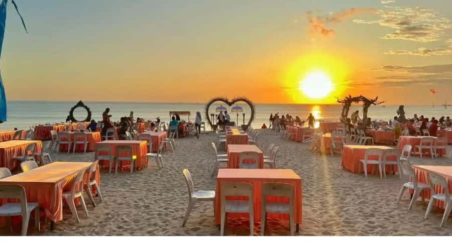 Bali: Customized Uluwatu Tour Including Transfer Hotel - What the $55 price really includes
