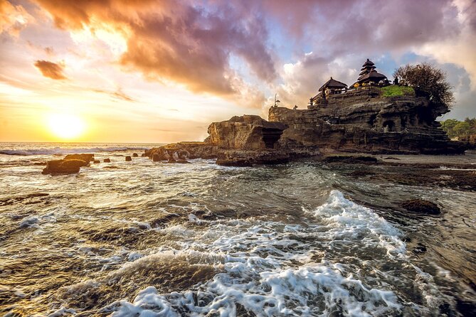 Bali Day Trip to Ubud Highlight Tour and Tanah Lot Temple - Four Bali sights in one long day