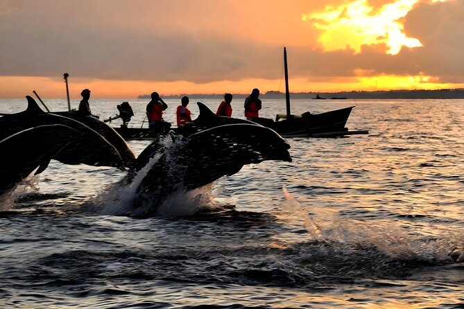 Bali Dolphin Watching Sunrise Tour in Lovina Beach - Tamblingan and Buyan, Bali’s twin lakes