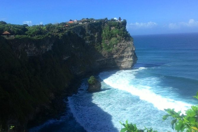 Bali Famous Beach, Kecak Dance, Uluwatu Temple, Sunset, Dinner - What the $65 price includes