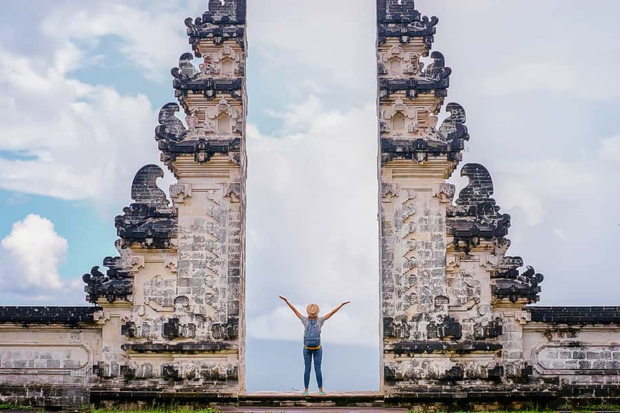 Bali: Full-Day Instagram Highlights Tour - The long road between Bali’s highlights