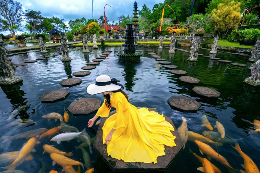 Bali: Gate of Heaven, Waterfall and Ubud All-Inclusive Tour - Tukad Cepung Waterfall inside the cave