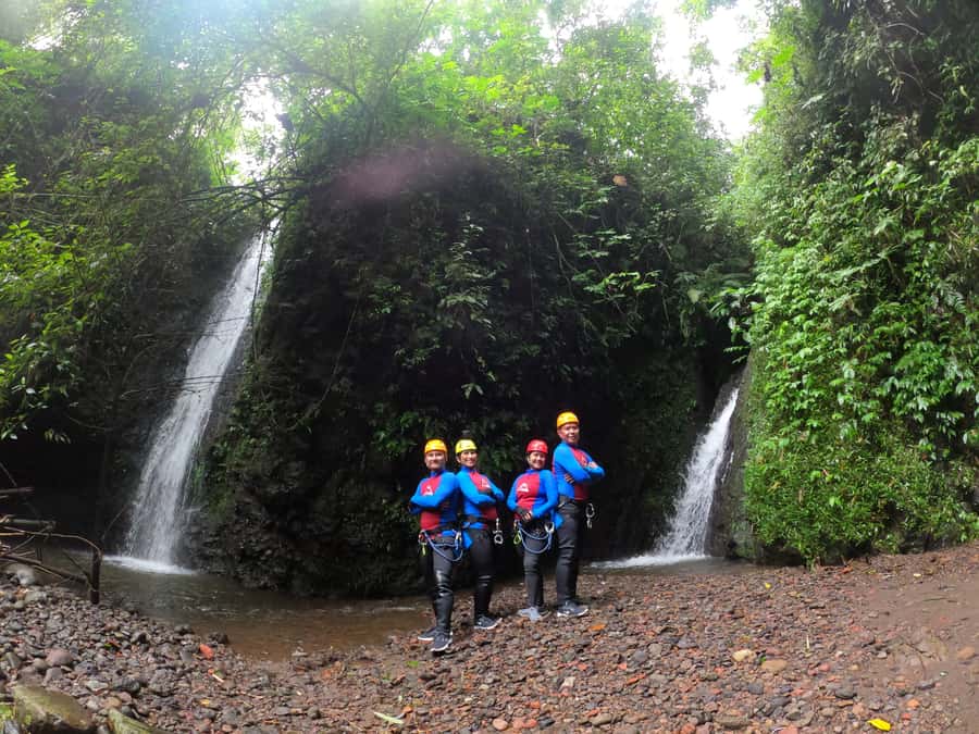 Bali: Gitgit Canyon Canyoning Trip with Breakfast and Lunch - The 6:00 am pickup and drive north
