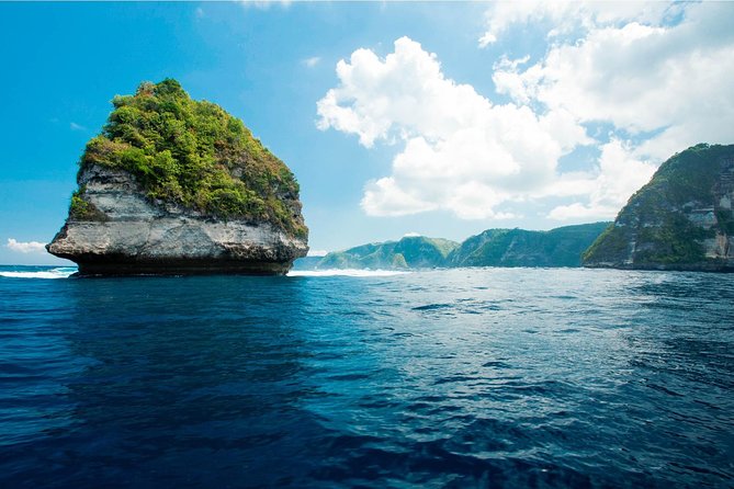 Bali Hai - Nusa Penida Adventure Cruise - Broken Beach and Angel’s Billabong share one hour