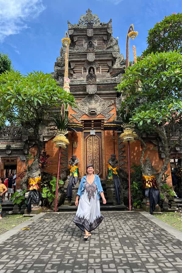 Bali: Half-Day Private Tour with a trusted Female Driver - A five-hour Bali tour built around your priorities