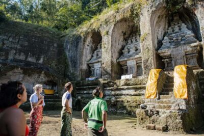 Hidden Canyon, Waterfall & Temples Small Group Tour