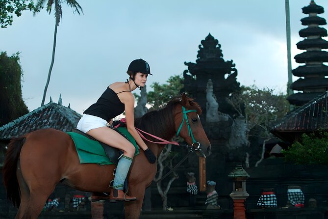 Bali Horse Riding in Saba Bay for 1 Hour with Pick Up Service - Segara Wilis Temple and the plantation route