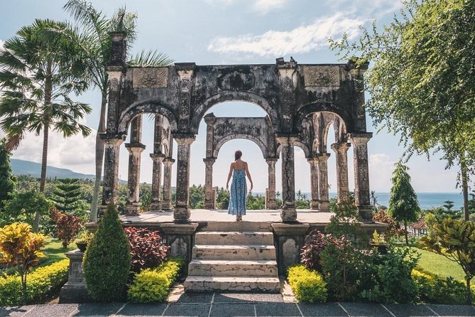 Bali Instagram: Gate of Heaven Tour - Tukad Cepung Waterfall is the most unusual natural stop