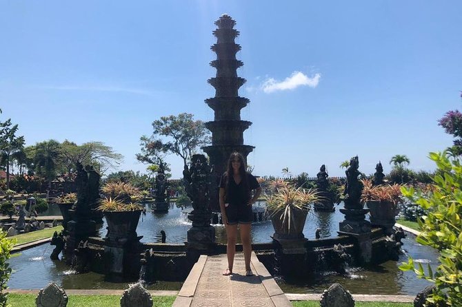 Bali : Instagrams Tour Lempuyang Temple, Tirta Gangga- Tukad Cepung , Tibumana Waterfall - A long day built around Bali’s best photo stops