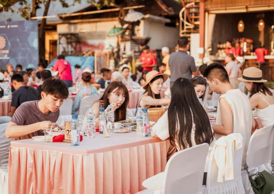 Bali: Jimbaran Seafood Market Tour with Sunset Dinner - Transfers, meeting points, and timing