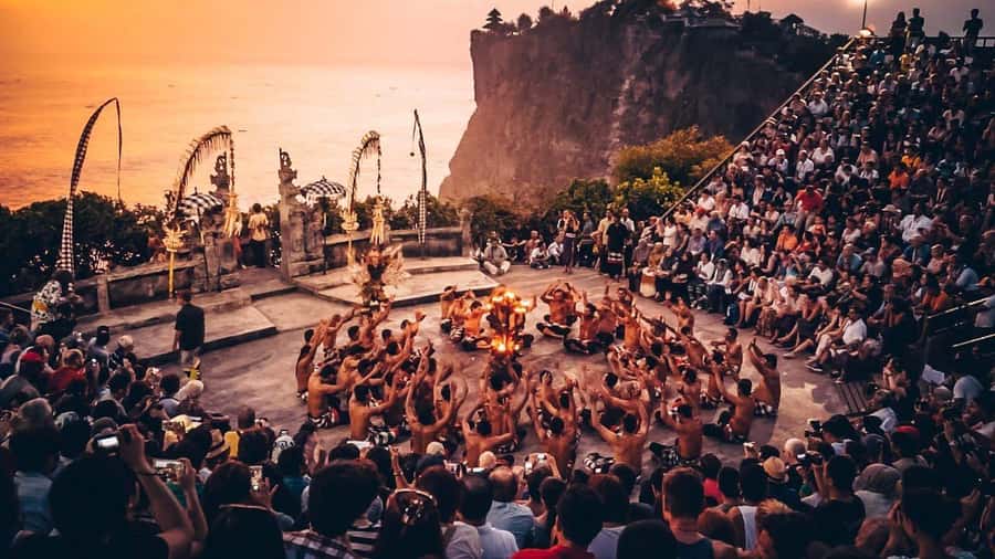 Bali: Kecak Fire Dance Show & Uluwatu Temple Entry Ticket - Key points to know before booking