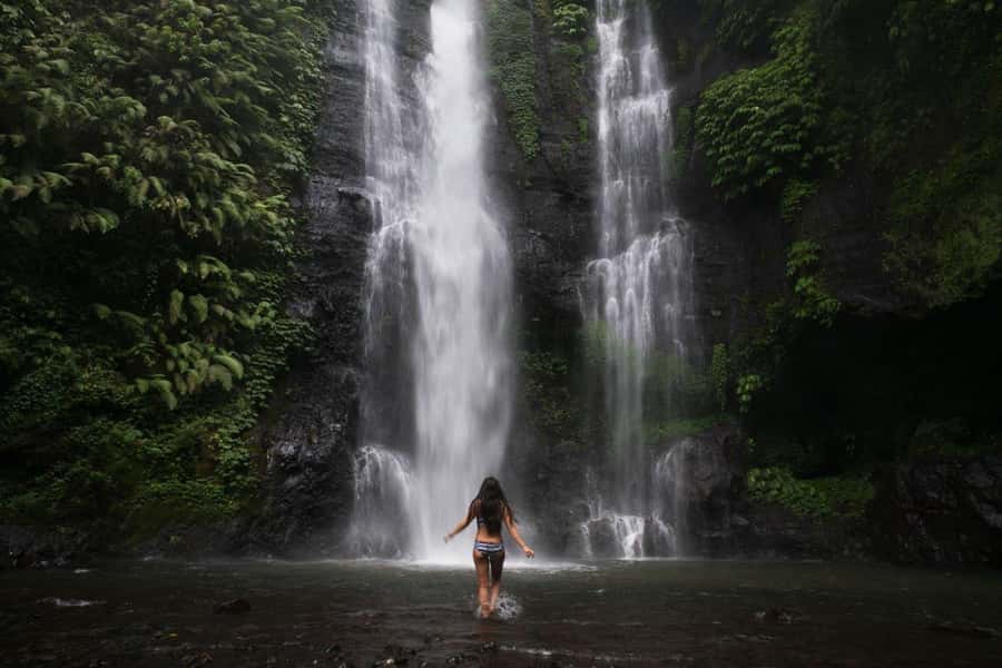 Bali: Lake Bratan, Handara Gate, Waterfall & Swing Tour - Key points to know before booking