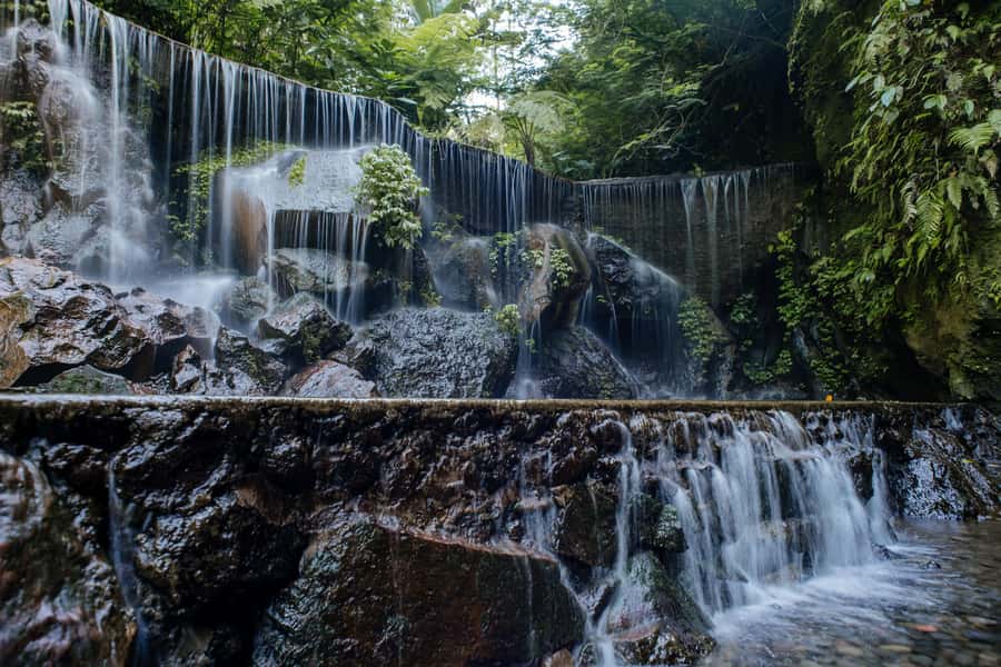 Bali: Lempuyang Quick Access, Waterfall, Water Palace & More - Who should book this day out?