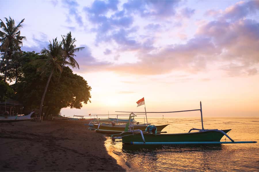 Bali: Lovina Beach and Bedugul Mountain Private Tour - The guide can shape the whole experience