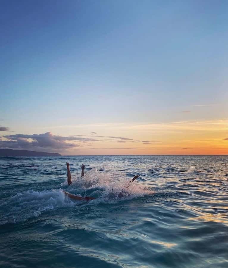 Bali: Lovina Sunset Tour with Snorkeling Experience - The road to Lovina can take longer than the boat trip