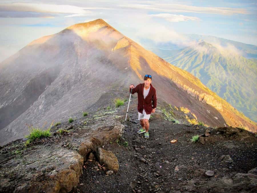 Bali: Mount Agung Sunrise Trekking Tour via Besakih Temple - Meeting at Besakih after dark