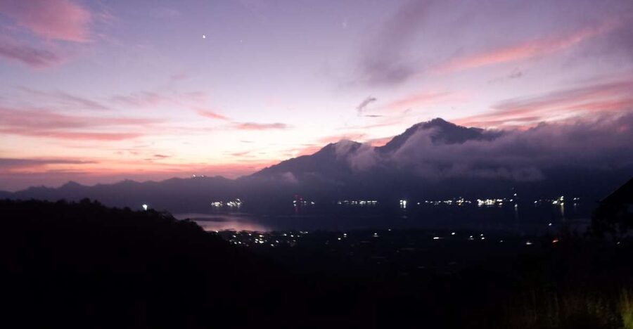 Bali: Mount Batur Entry Ticket on a Guided Hike or Jeep Ride - Mt. Batur Lounge: useful, but not private