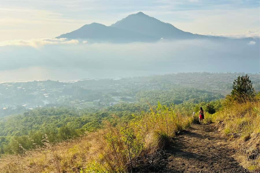 Bali: Mount Batur Sunrise Hike Including Transfer & All Cost - The steep section after the halfway break