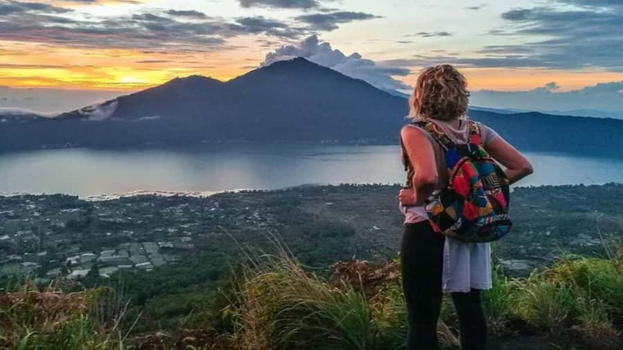 Bali: Mount Batur Sunrise Trek with A Female Guide - What the pre-dawn schedule feels like
