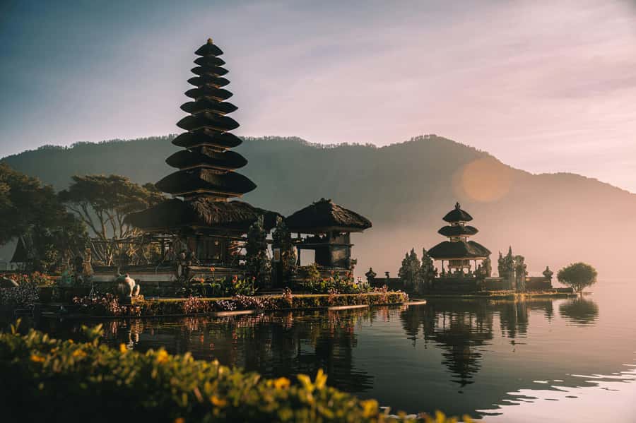 Bali Northern Trip : Majestic Waterfall Tour - Ulun Danu Bratan Temple brings culture before the waterfalls
