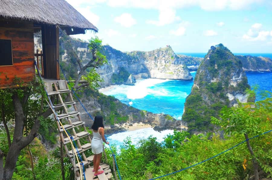 Bali & Nusa Penida: 2-Day Highlights Instagram Tour - Crossing to Nusa Penida at 7:00 AM