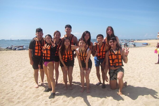 Bali Parasailing Adventure with Including Hotel Transfer - Safety instructions, harnesses, and the six-minute flight
